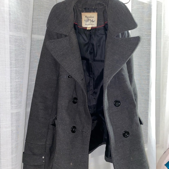 Jacket - Picture 5 of 6